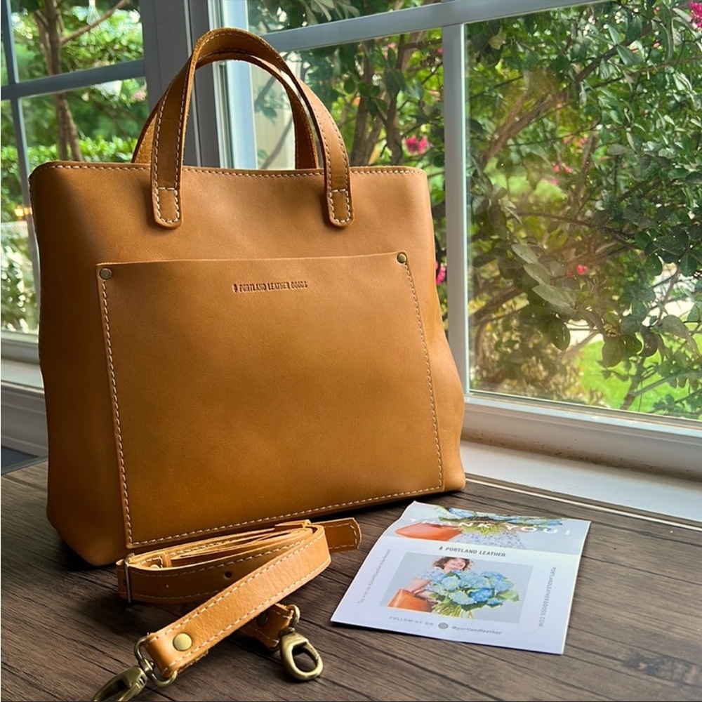 Portland Leather medium crossbody tote **sunflower**